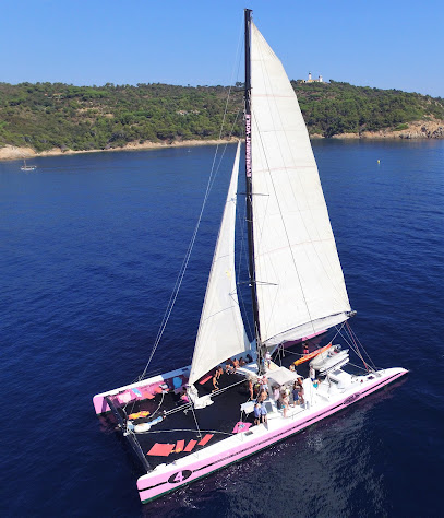 Caseneuve Maxi Catamaran, Agence De Croisière à Baden